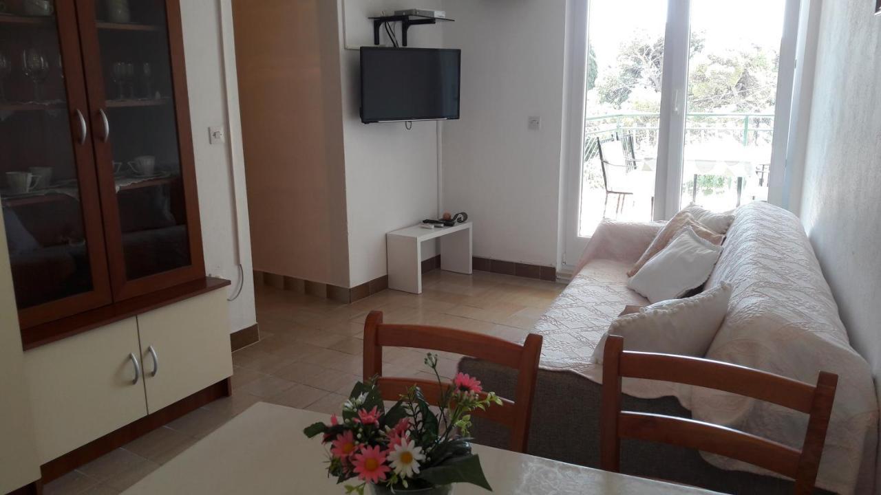 Apartments By The Sea Bol, Brac - 13413 Экстерьер фото